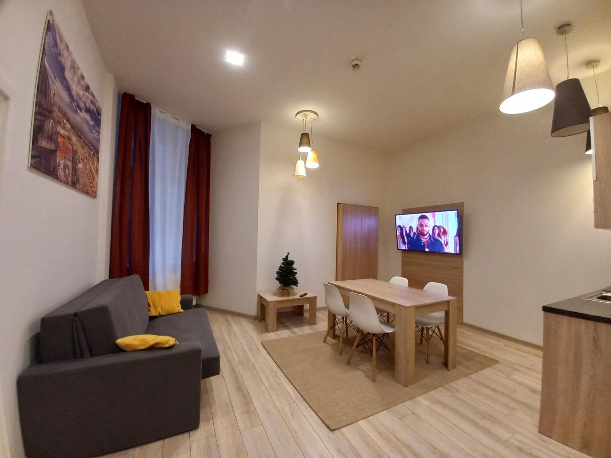One-Bedroom Apartment